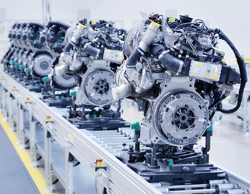 Zuverlässige Stromversorgungen für die Fertigung von mechanischen Automobil-Bauteilen.
